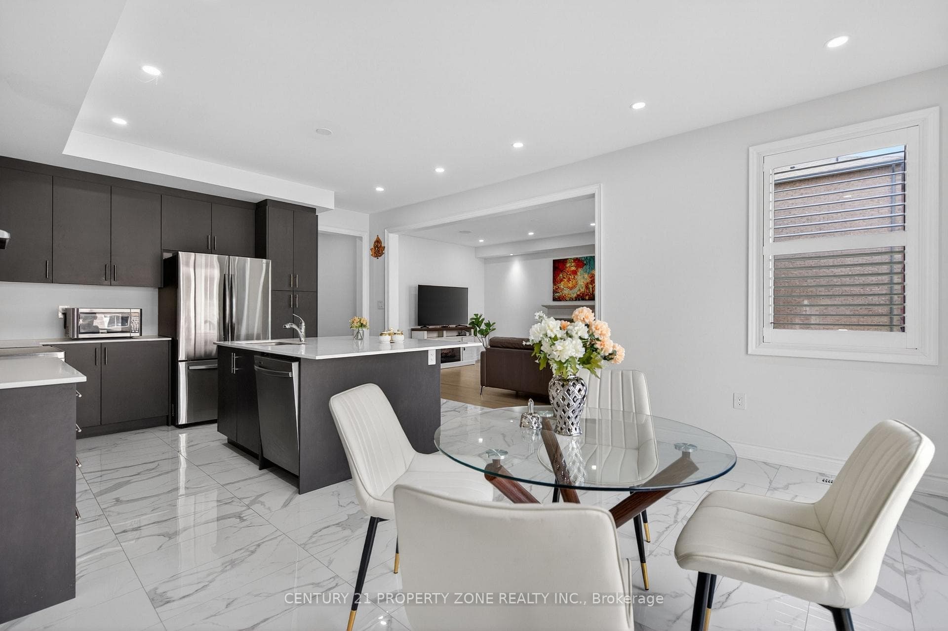 105 Walker Road photo 13