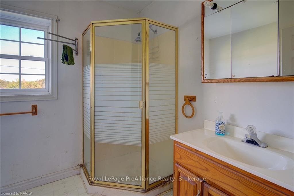 120 BERRY Road photo 43