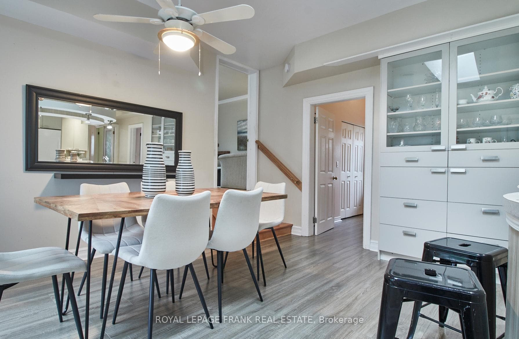 410 Henry Street photo 11
