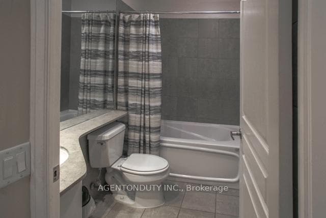 1121 Bay Street Unit 406 photo 9