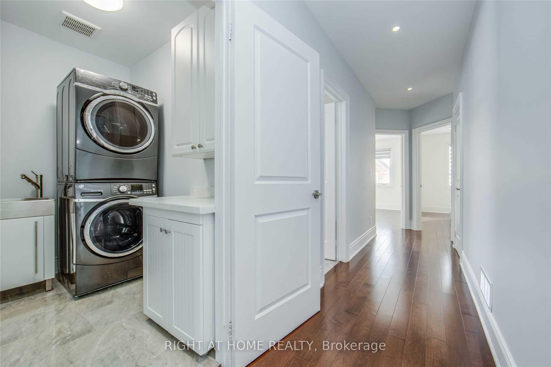 484 Donlands Avenue photo 22