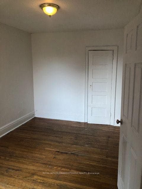 1211 College Street Unit Upper photo 7