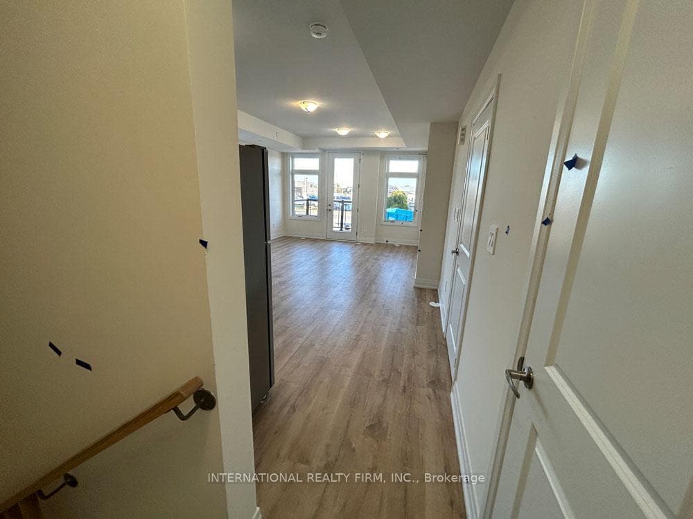 755 Omega Drive Unit 315 photo 8