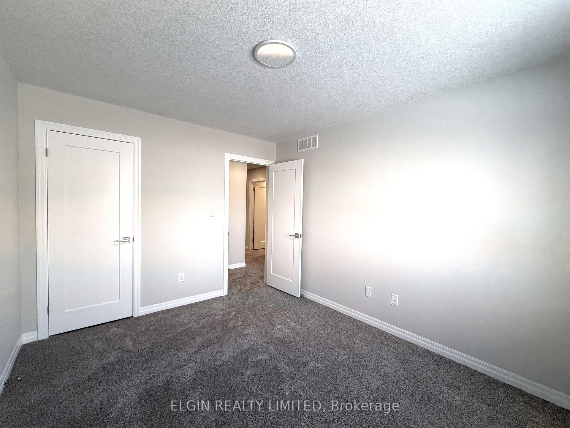 107 Willow Drive photo 22