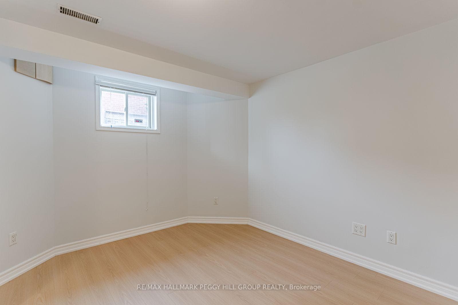 1 Shady Glen Crescent Unit Lower photo 7
