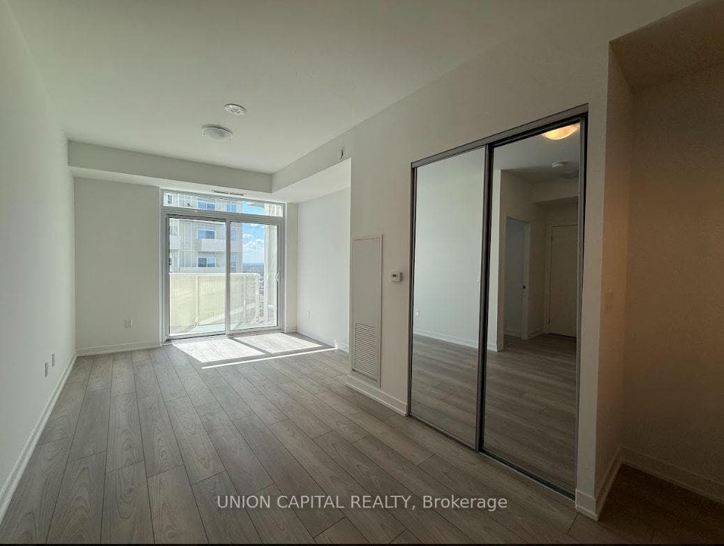 474 Caldari Road Unit 1701 photo 8