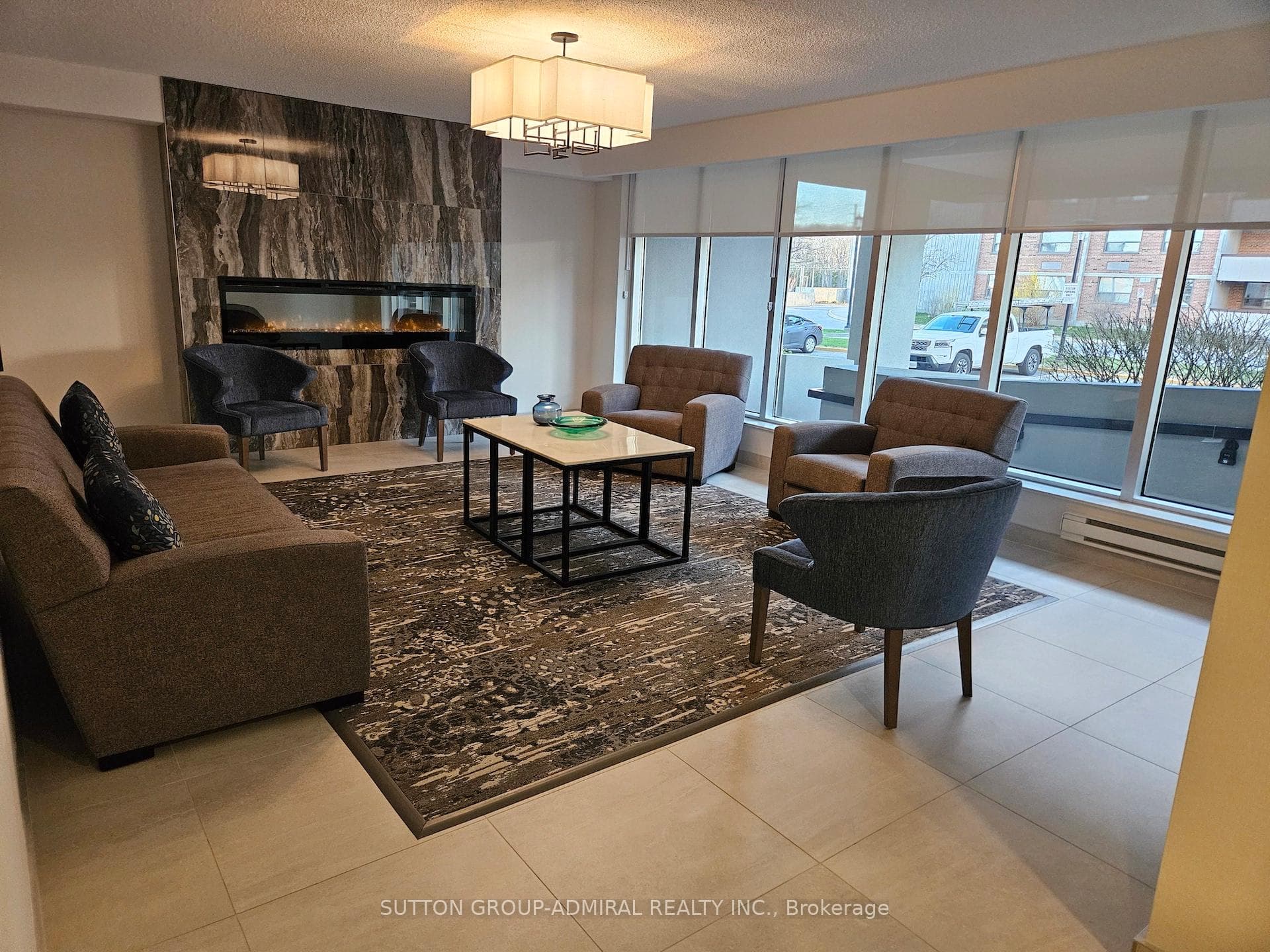 40 William Roe Boulevard Unit 810 photo 12