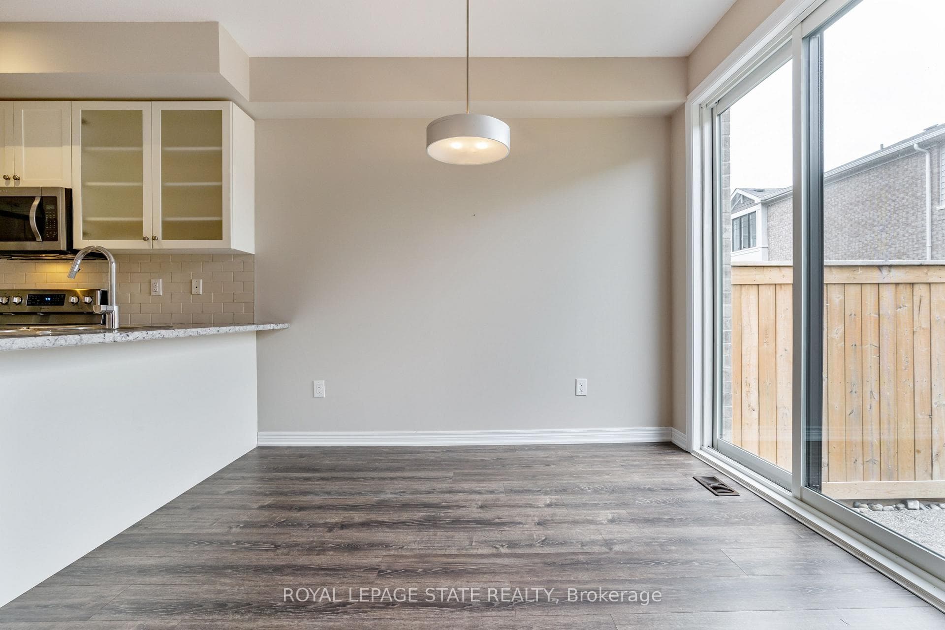 27 Waterview Lane photo 8