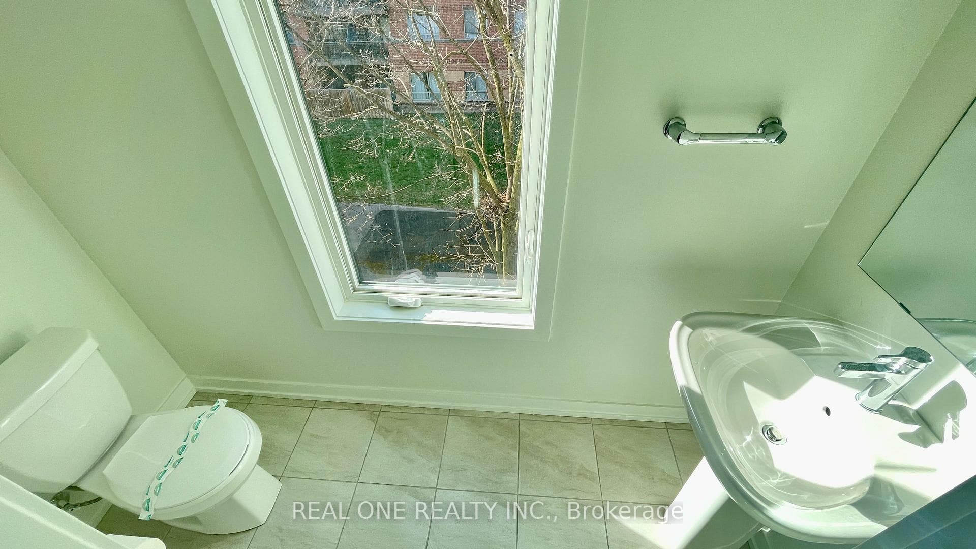 3562 COLONIAL Drive Unit 14 photo 10