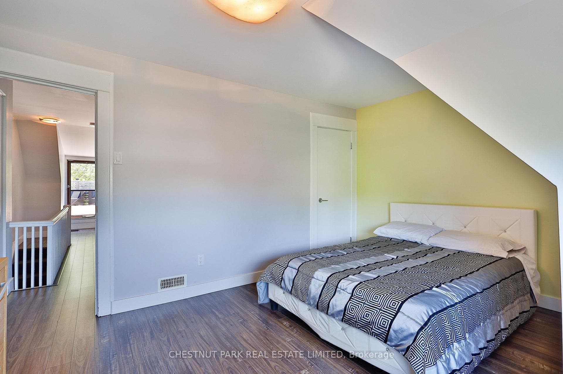 163 Briar Hill Avenue Unit Upper photo 26