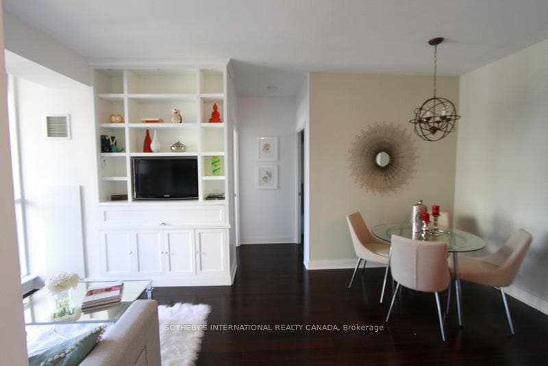 38 The Esplanade Avenue Unit 1006 photo 4