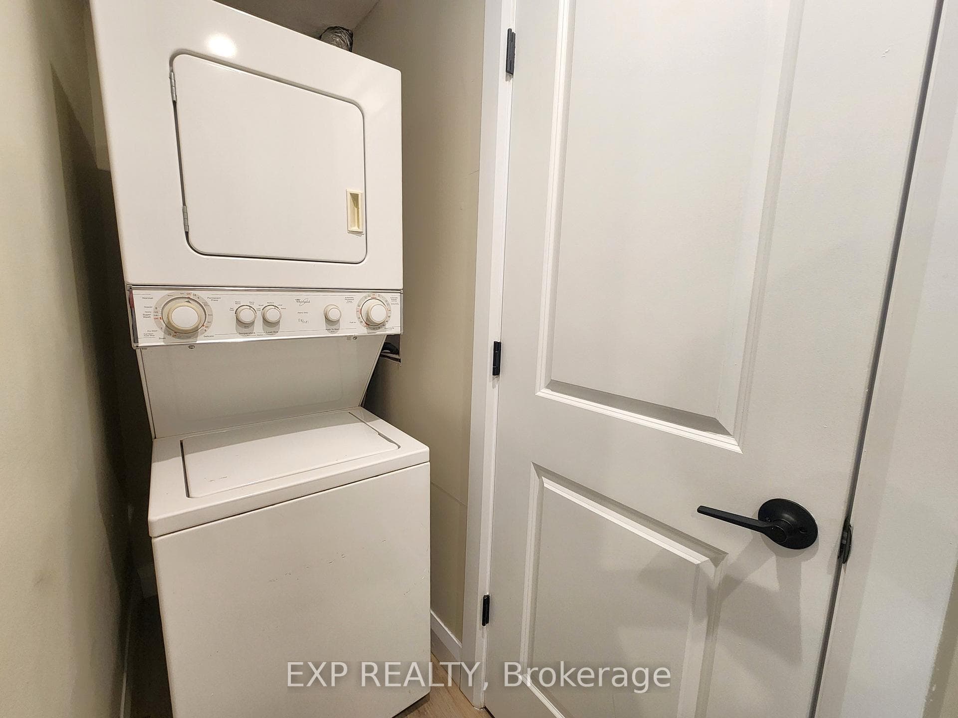 50 Fringewood Drive Unit 2 photo 6