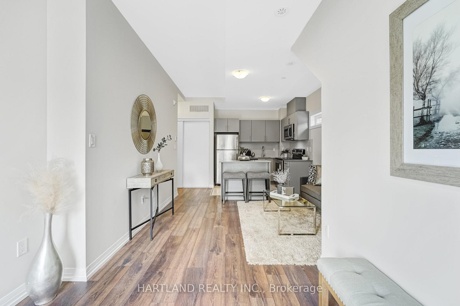 400 The East Mall Avenue Unit 107 photo 8