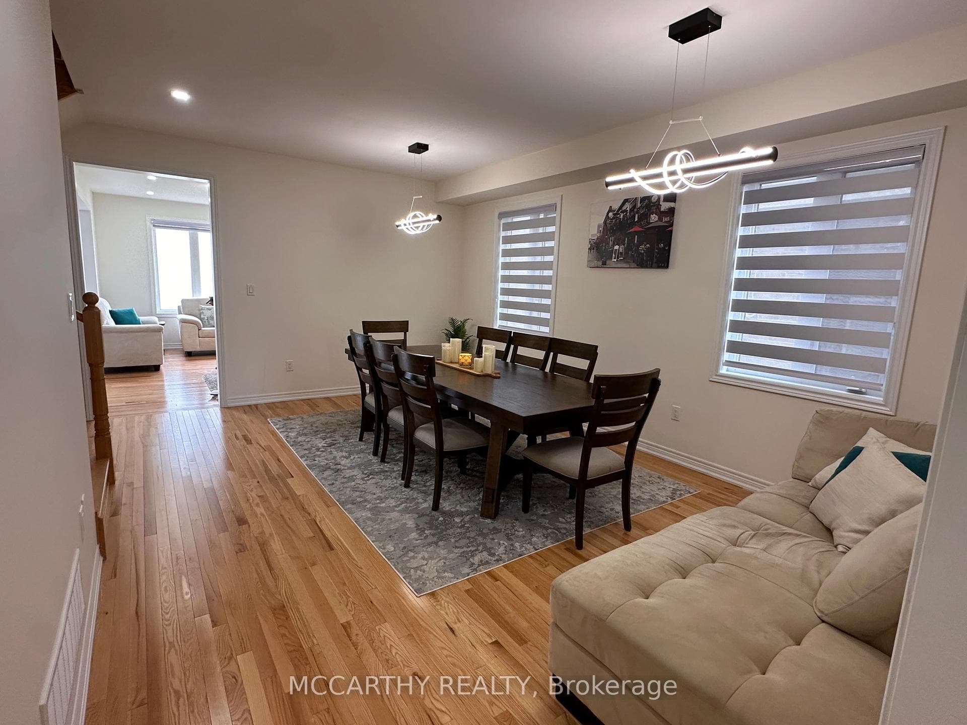 451 Black Cherry Crescent photo 8