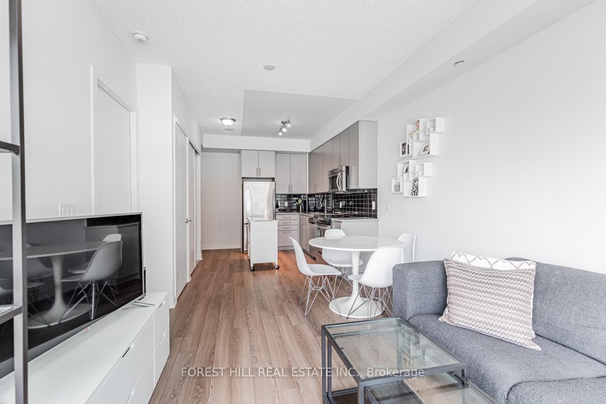 60 Berwick Avenue Unit 501 photo 13