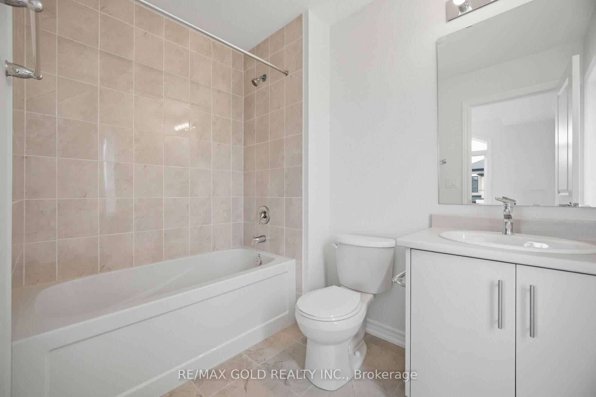 31 Watkins Road photo 16