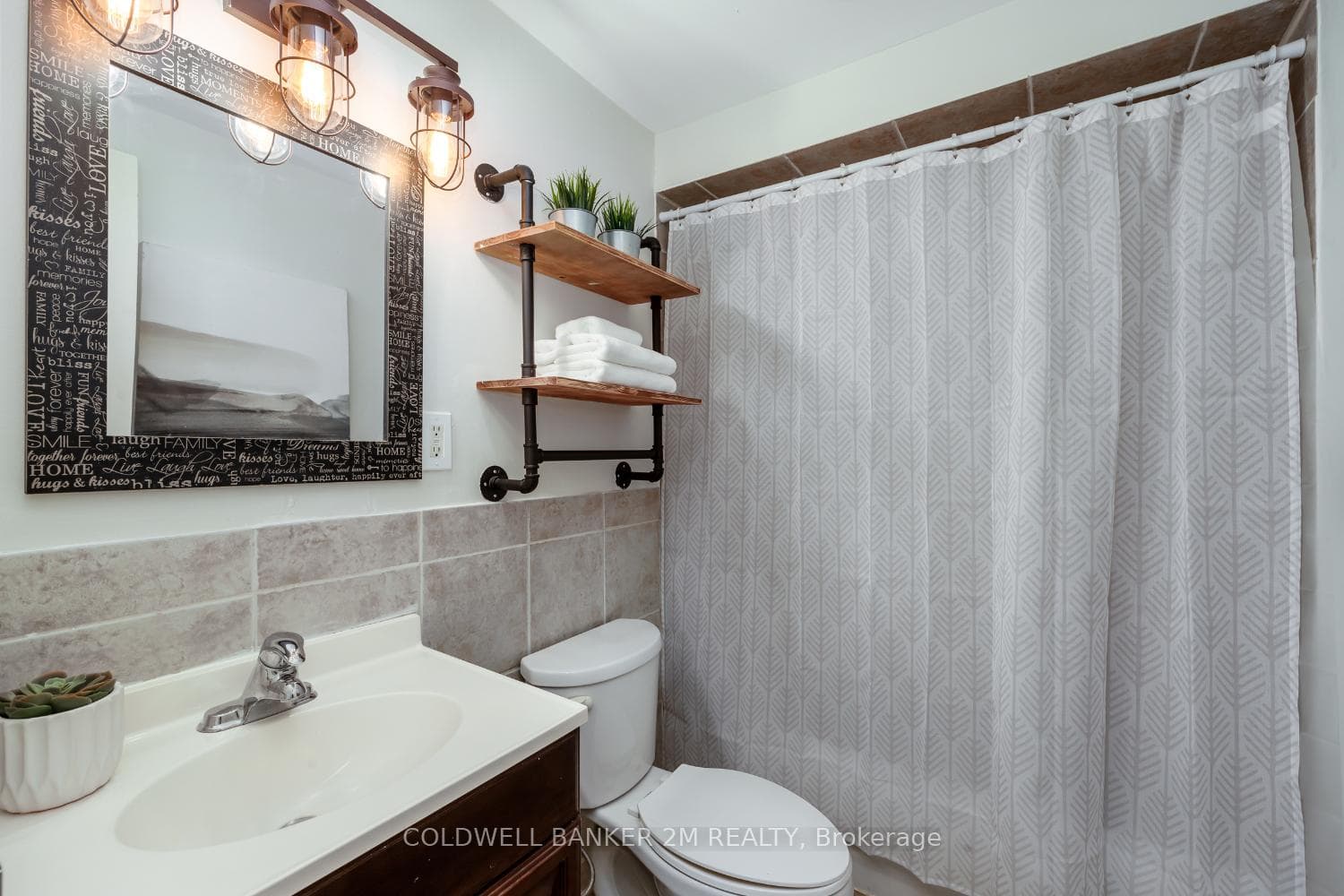 350 Camelot Court Unit 19 photo 31