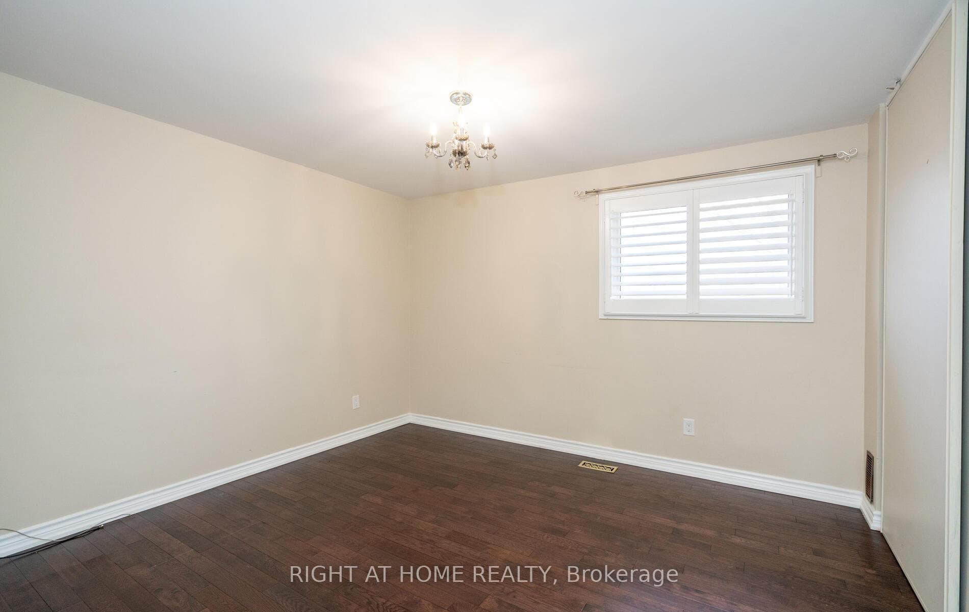 89 Batson Drive photo 26