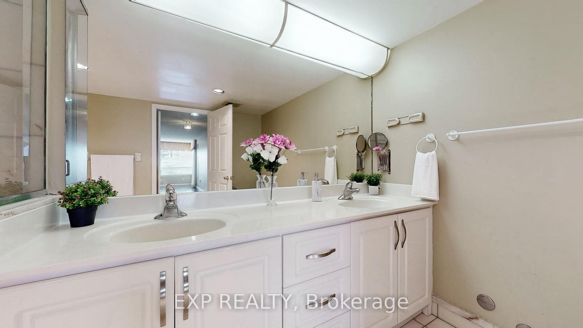 Primary Ensuite