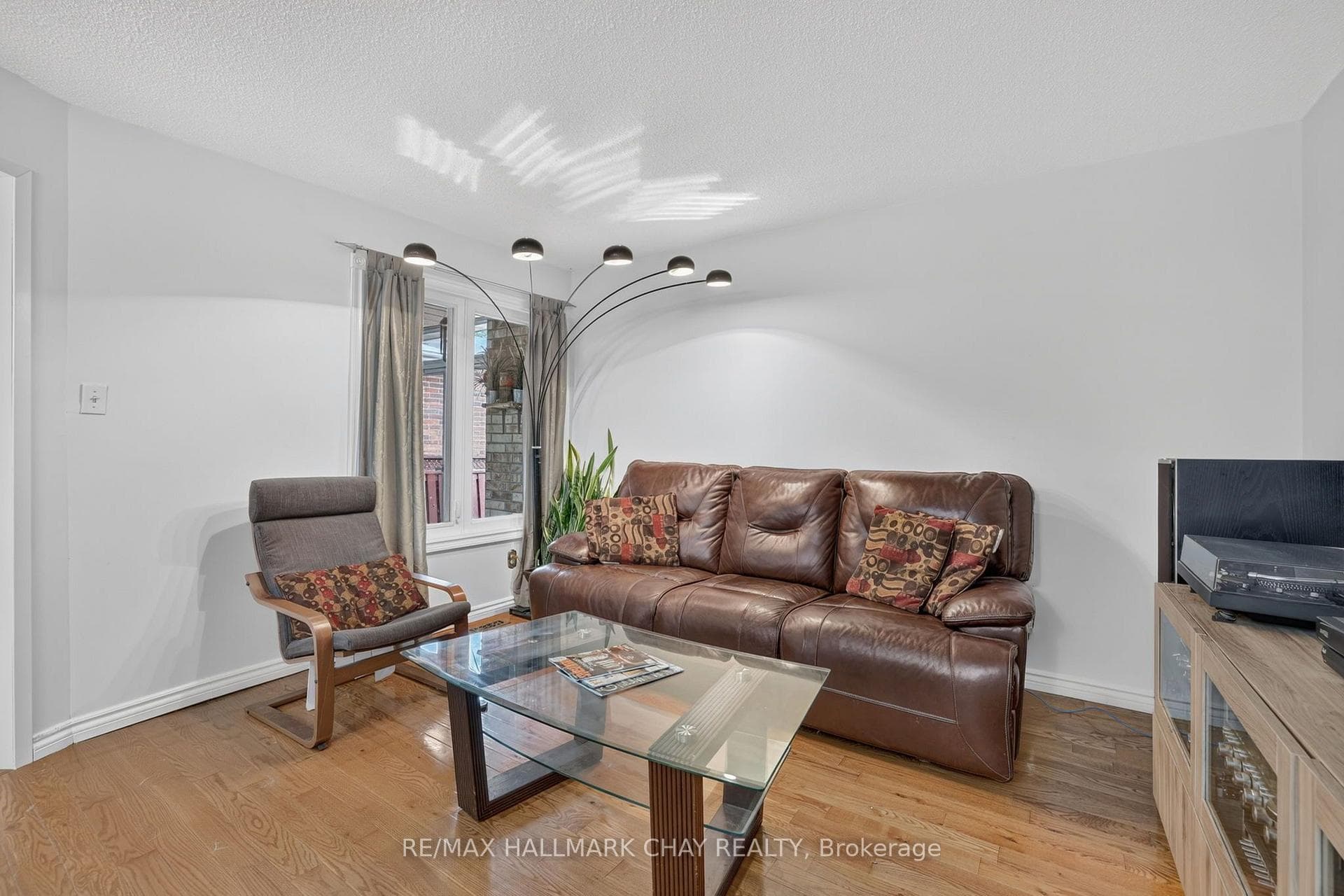 76 Donna Drive photo 11