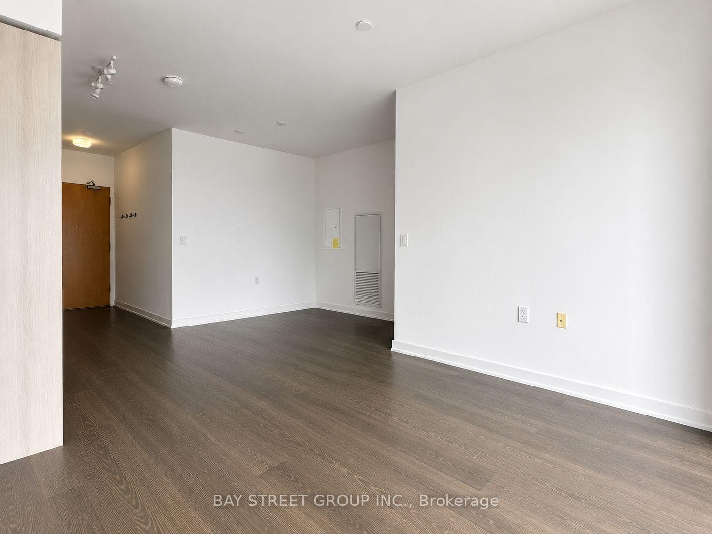 11 Wellesley Street Unit 408 photo 9