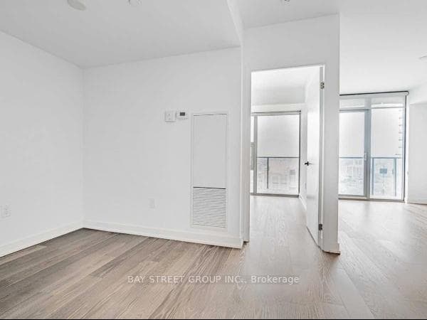 11 Wellesley Street Unit 3306 photo 5