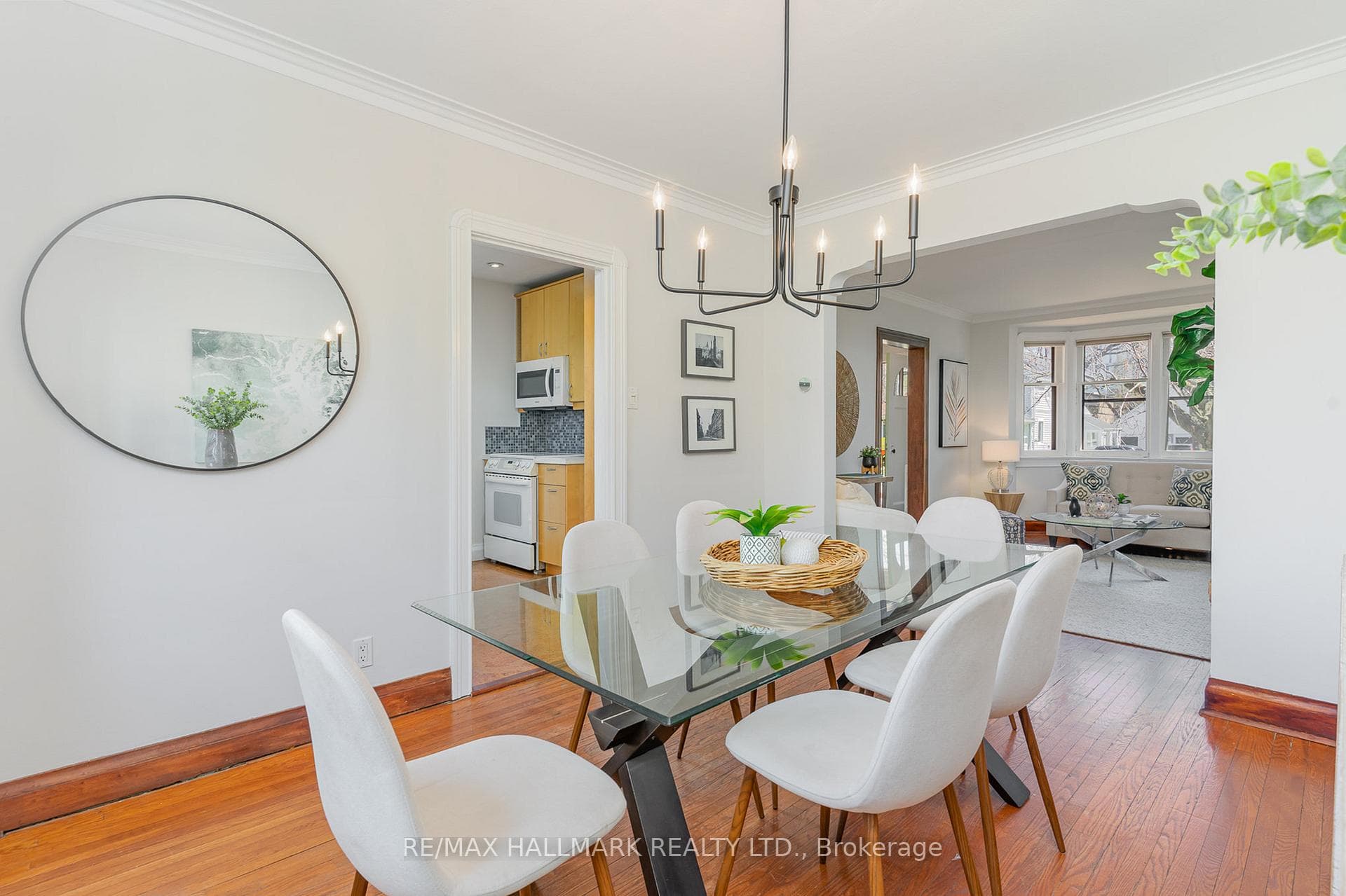 94 Alder Crescent photo 9