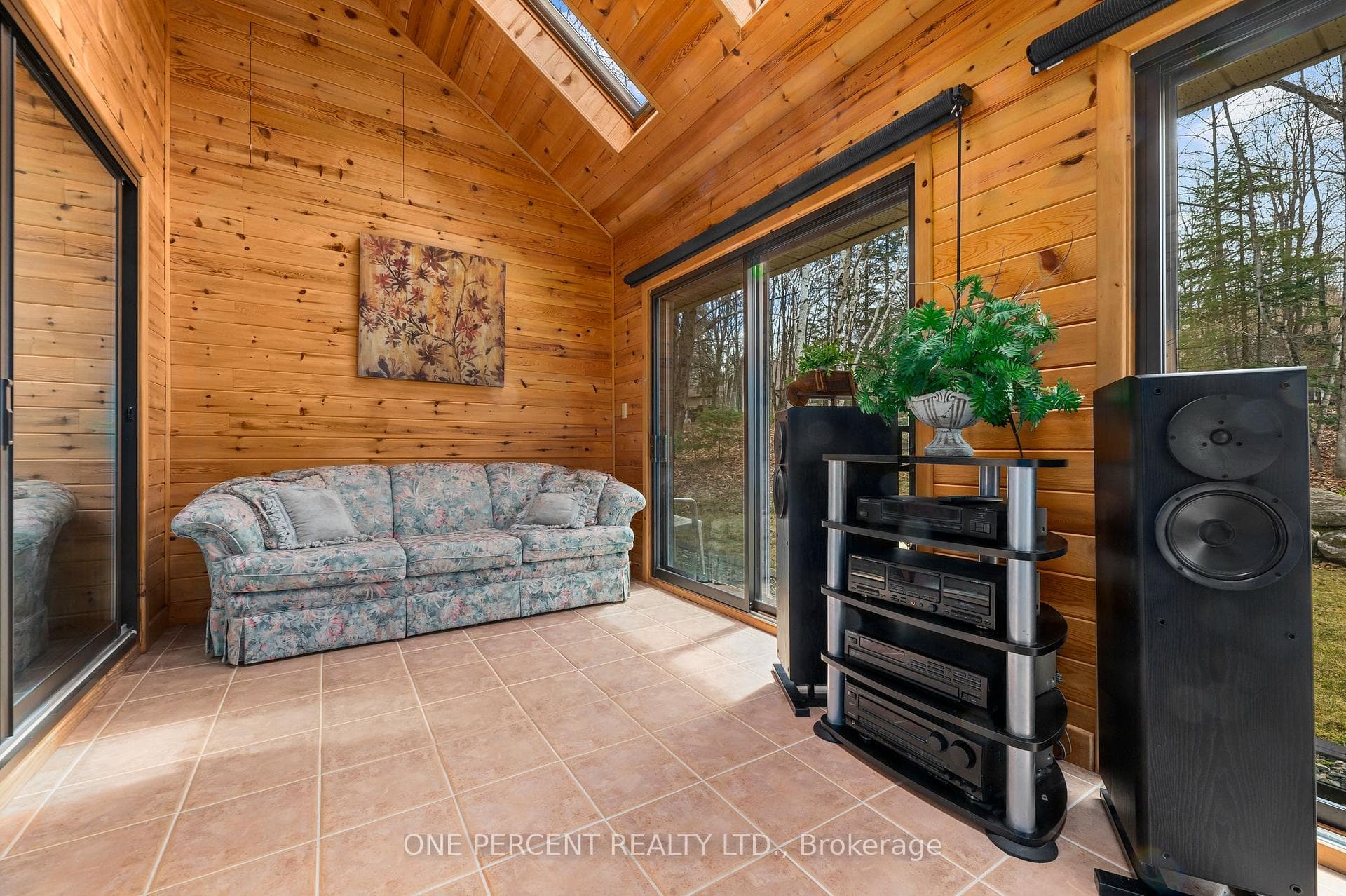 1069 Chalet Road photo 33