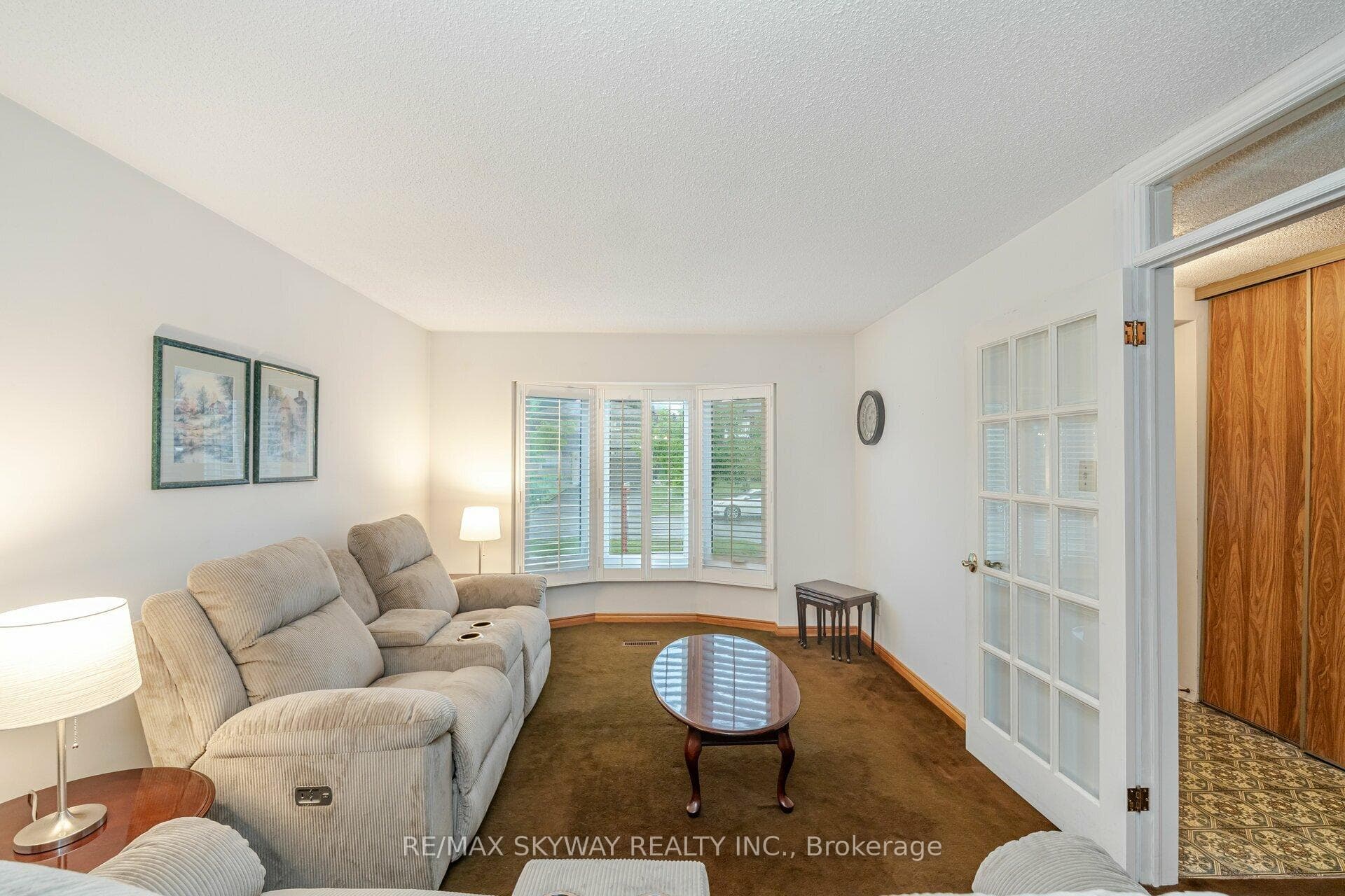 7 Markham Street photo 9