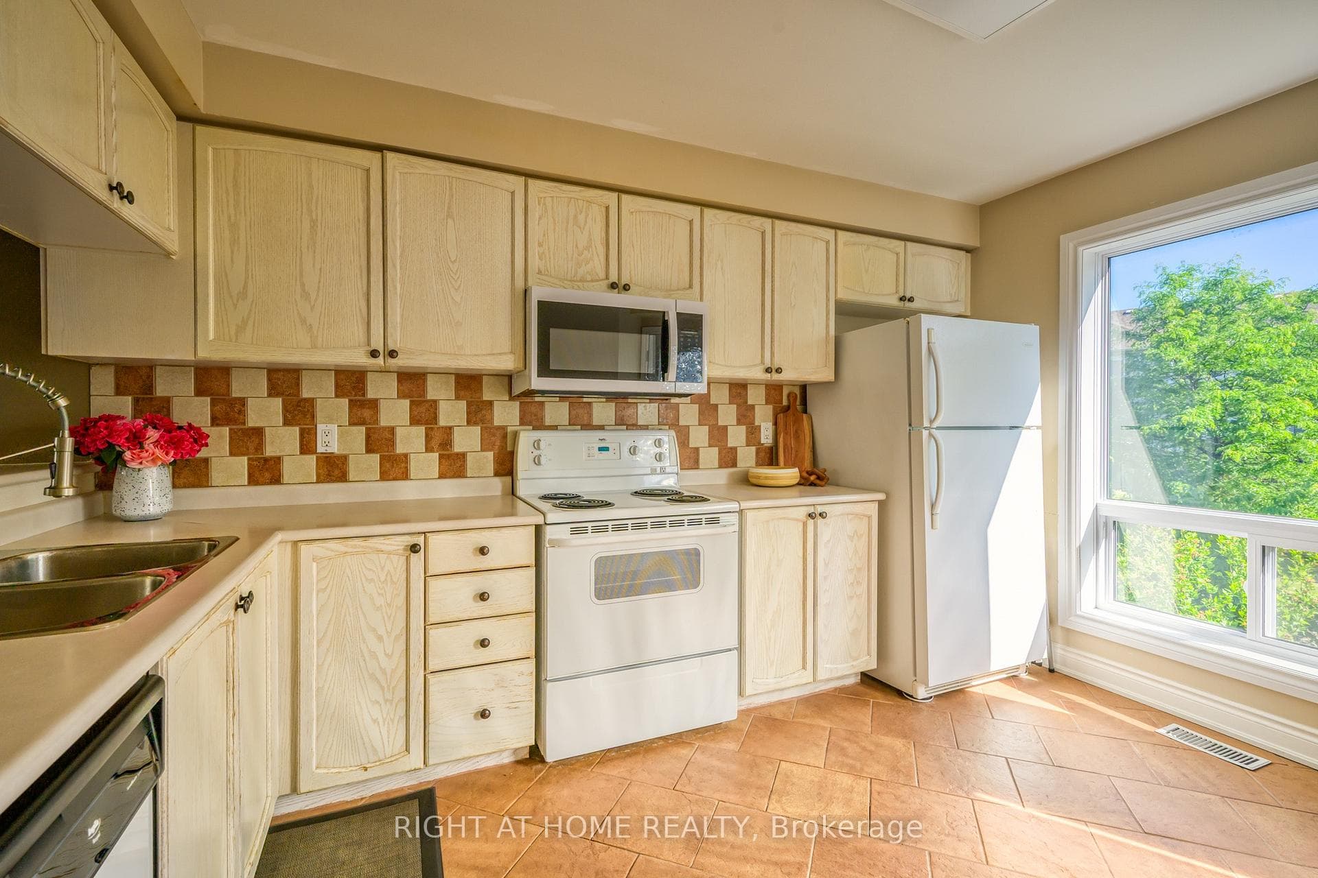 7101 Branigan Gate Unit 29 photo 10