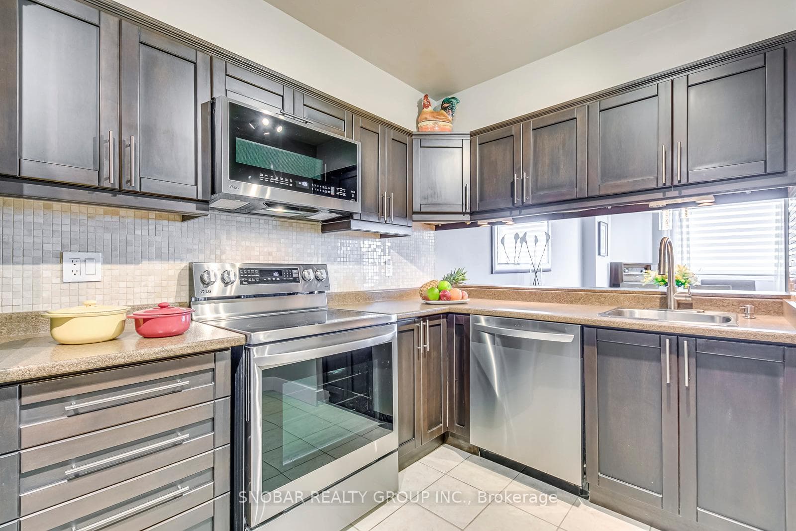236 Albion Road Unit 1508 photo 9