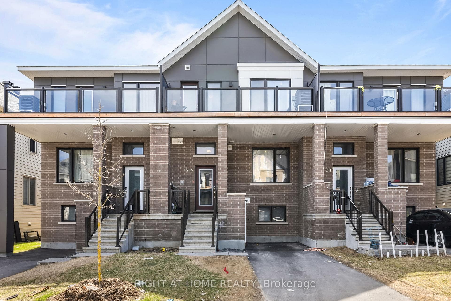 209 Speckled Alder Row photo 1
