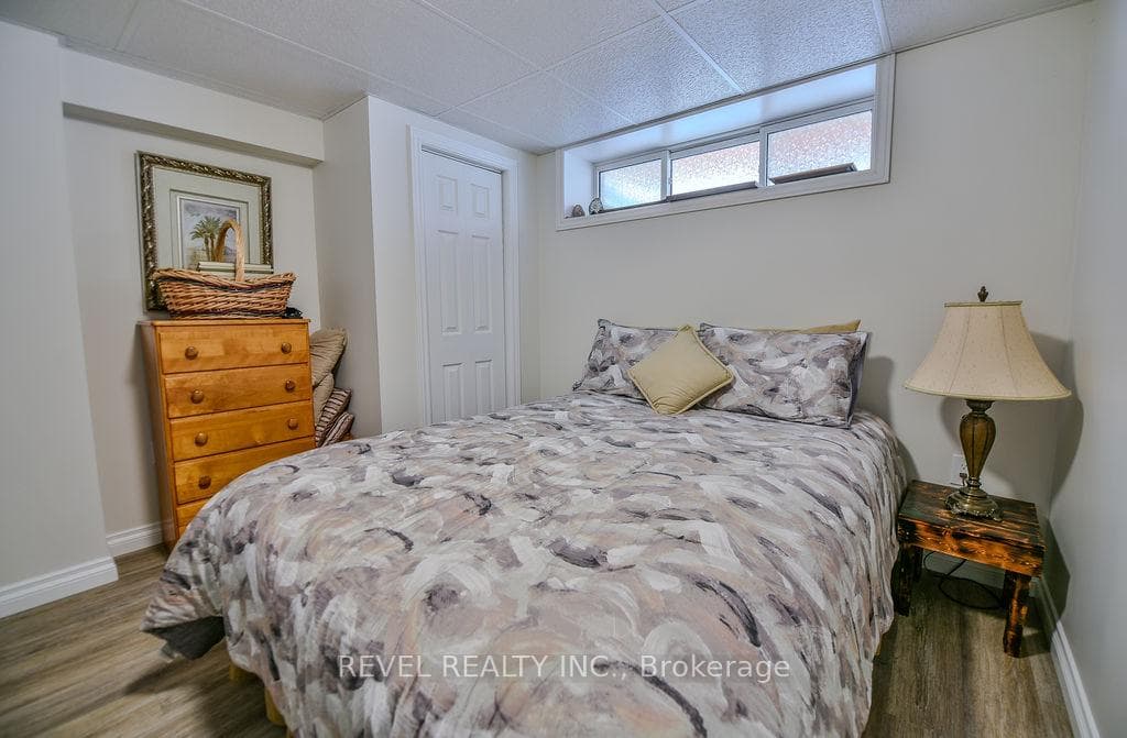 94 Legion Drive photo 30