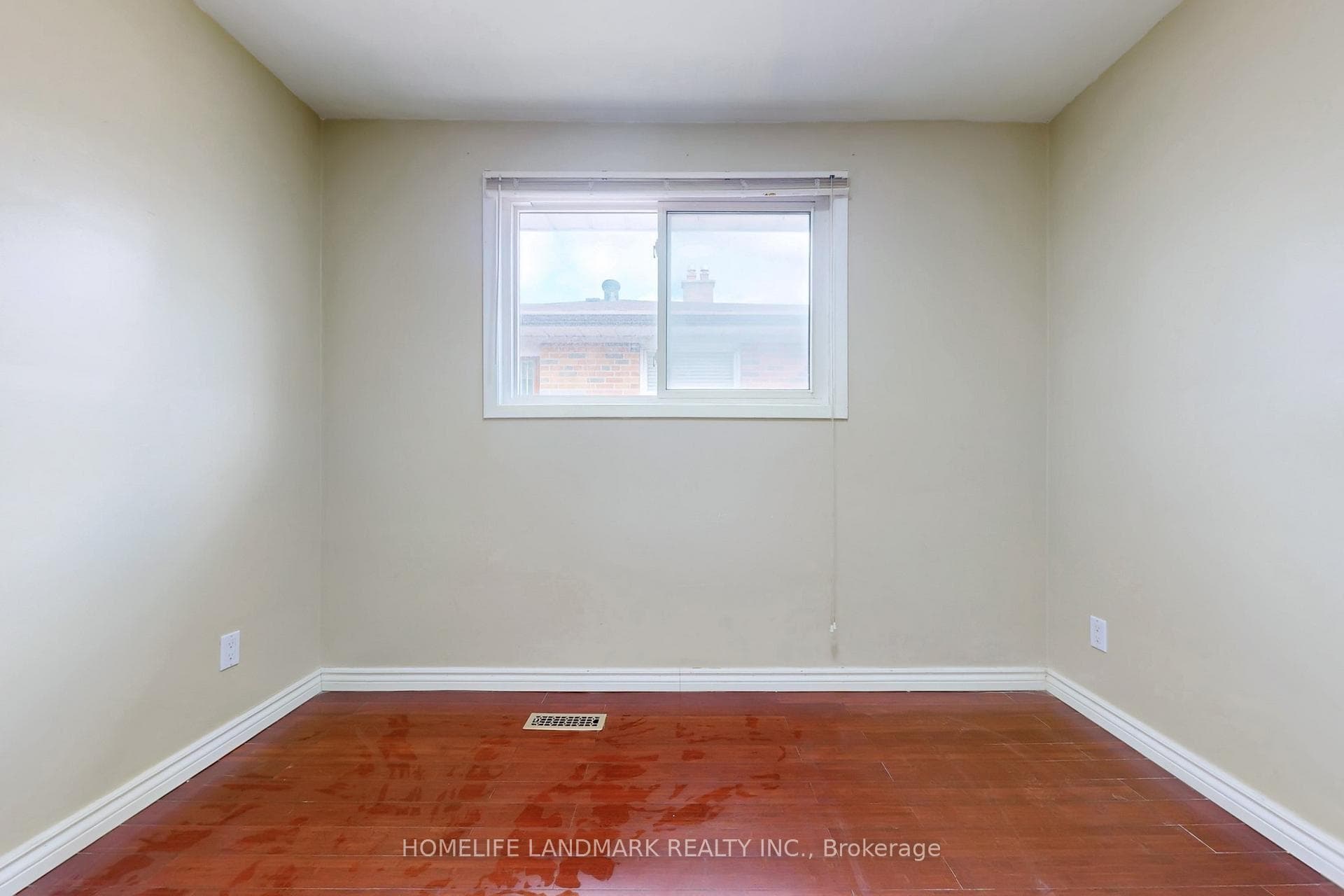 225 Pineway Boulevard photo 15