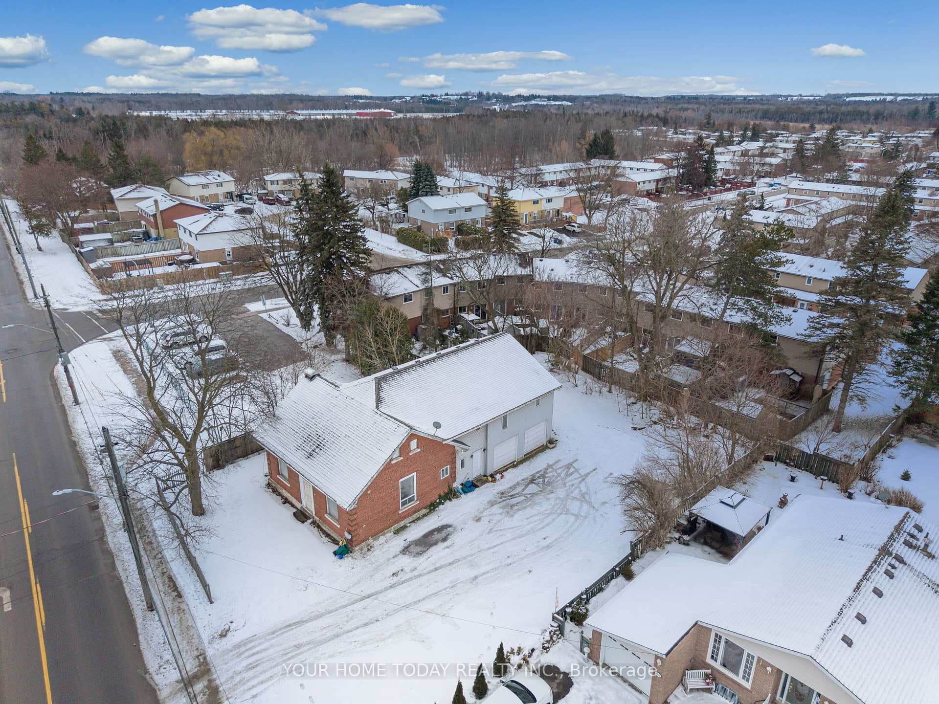 164 Main Street photo 1