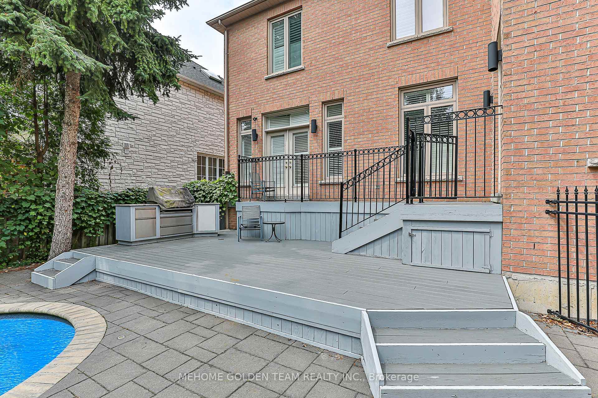 47 Cotswold Crescent photo 49