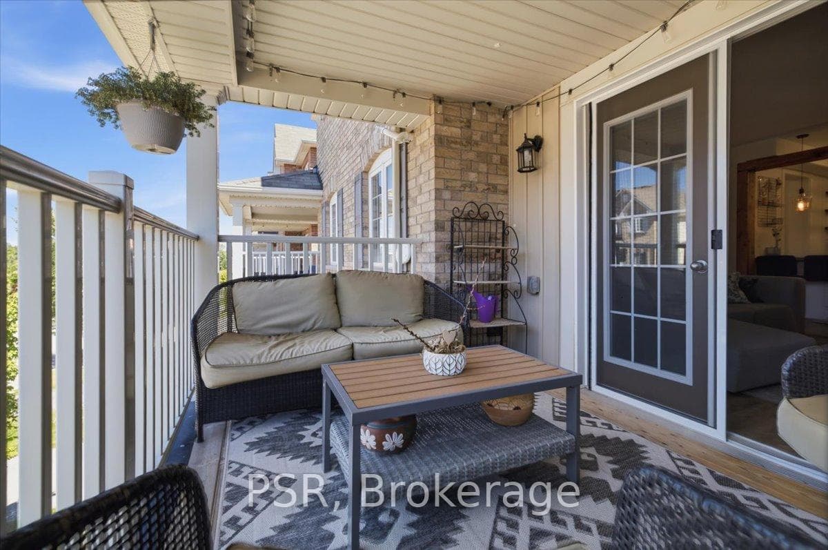 12 Hiscott Drive photo 17