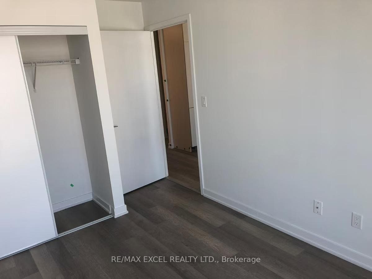 181 Huron Street Unit 1406 photo 23