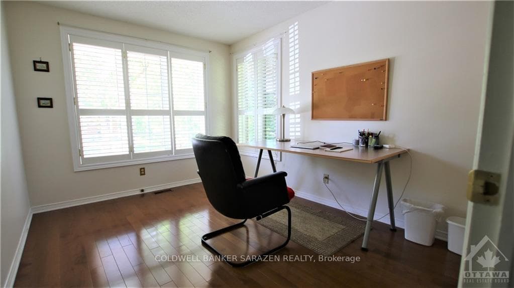108 STONEBRIAR Drive photo 14