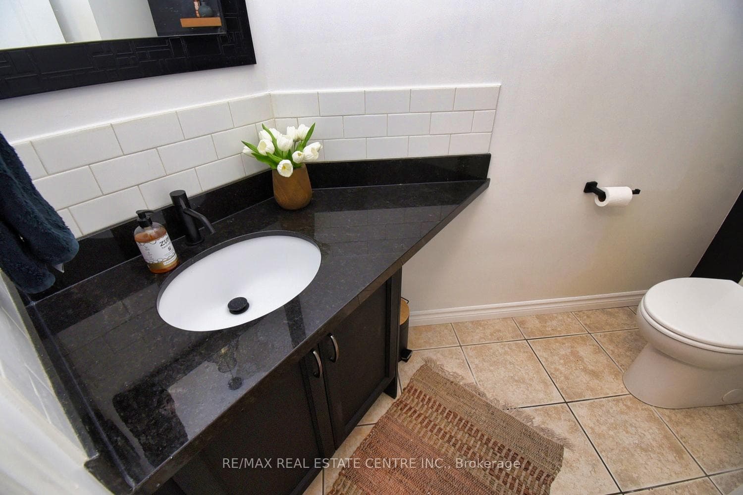 47 Surrey Drive photo 19