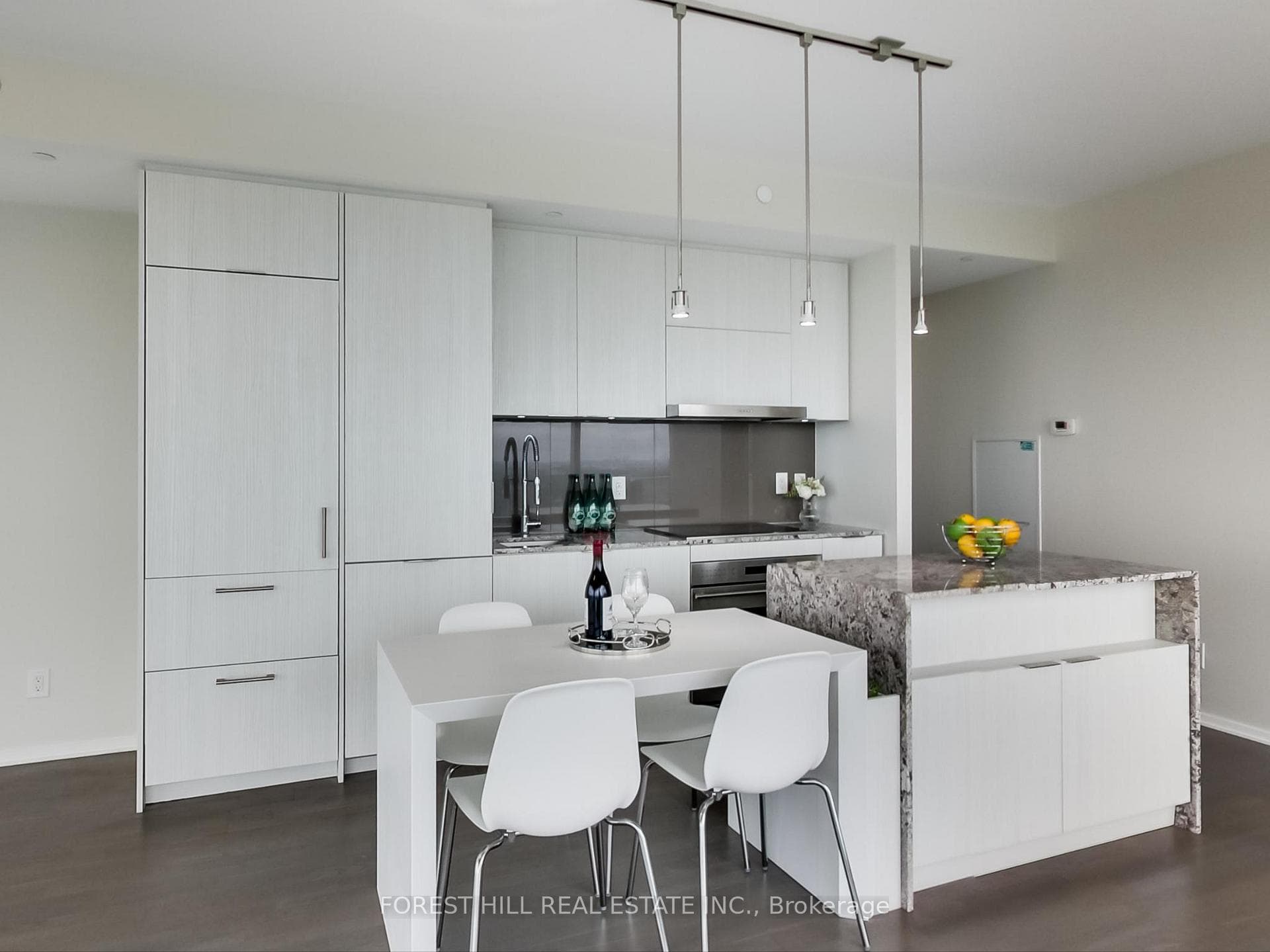1 Bloor Street Unit 6001 photo 26