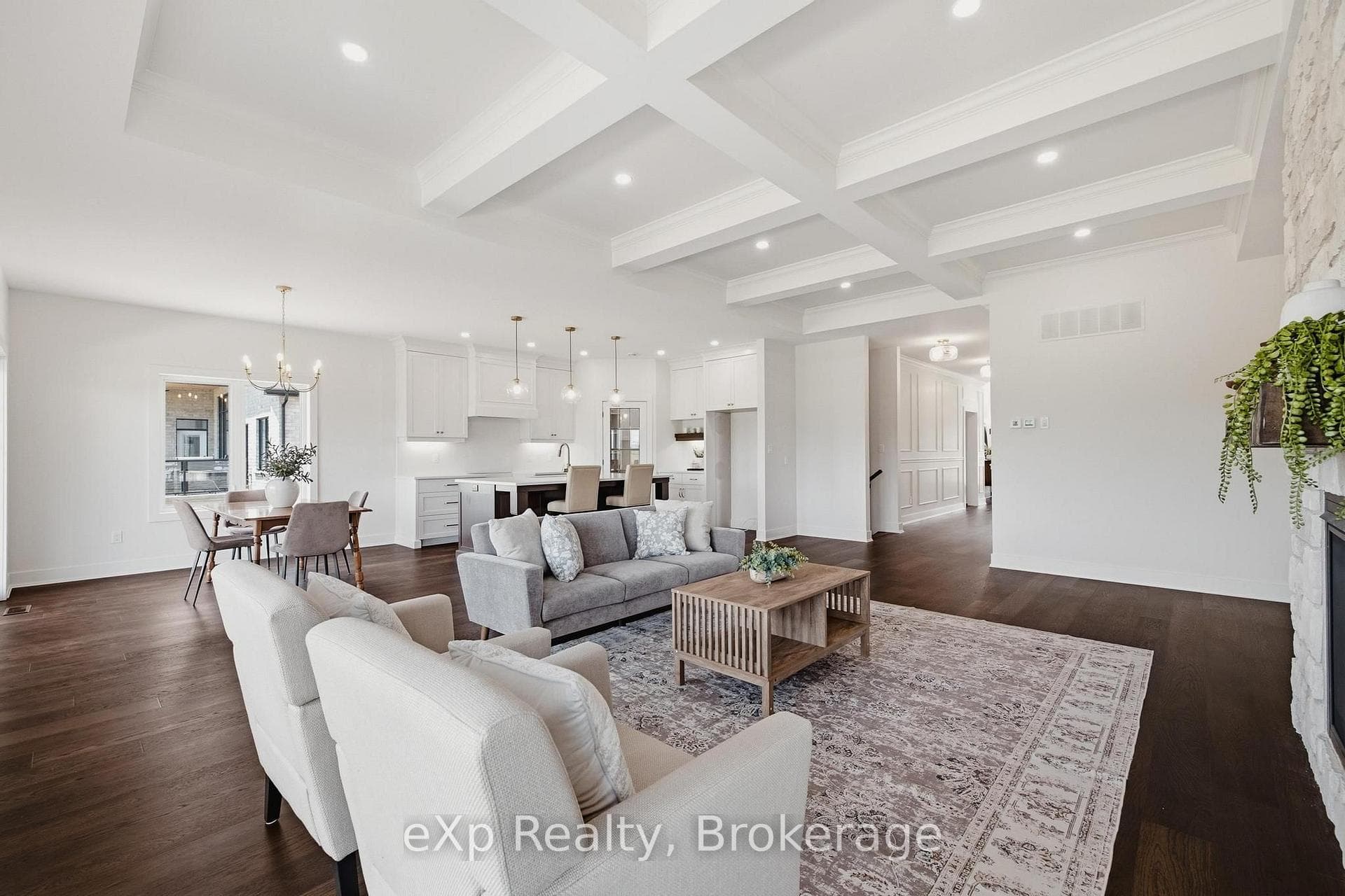 1036 Walton Avenue photo 11