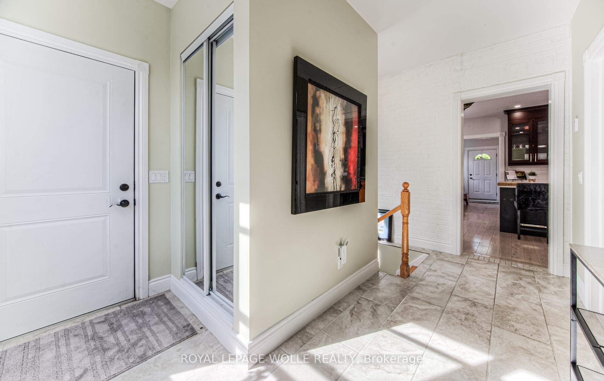 93 Joseph Street photo 17