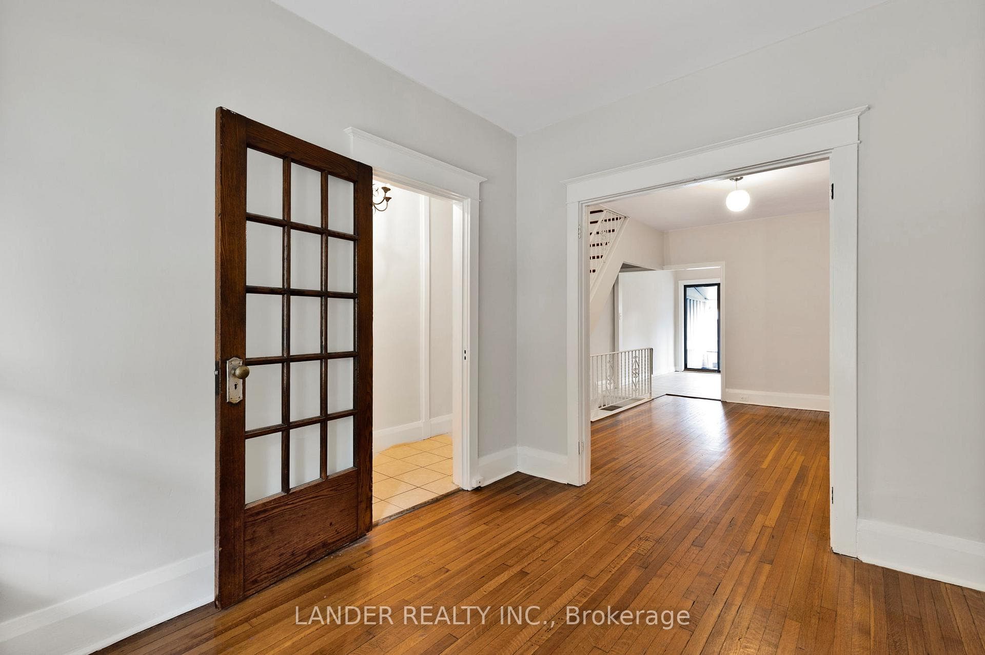 98 Chatham Avenue photo 5
