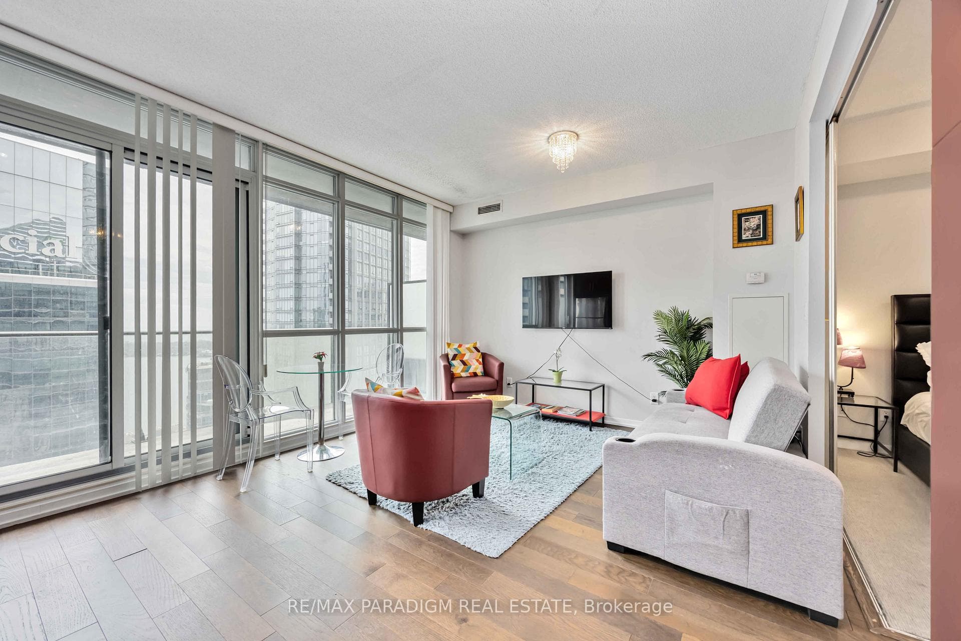 55 Bremner Boulevard Unit 4209 photo 13
