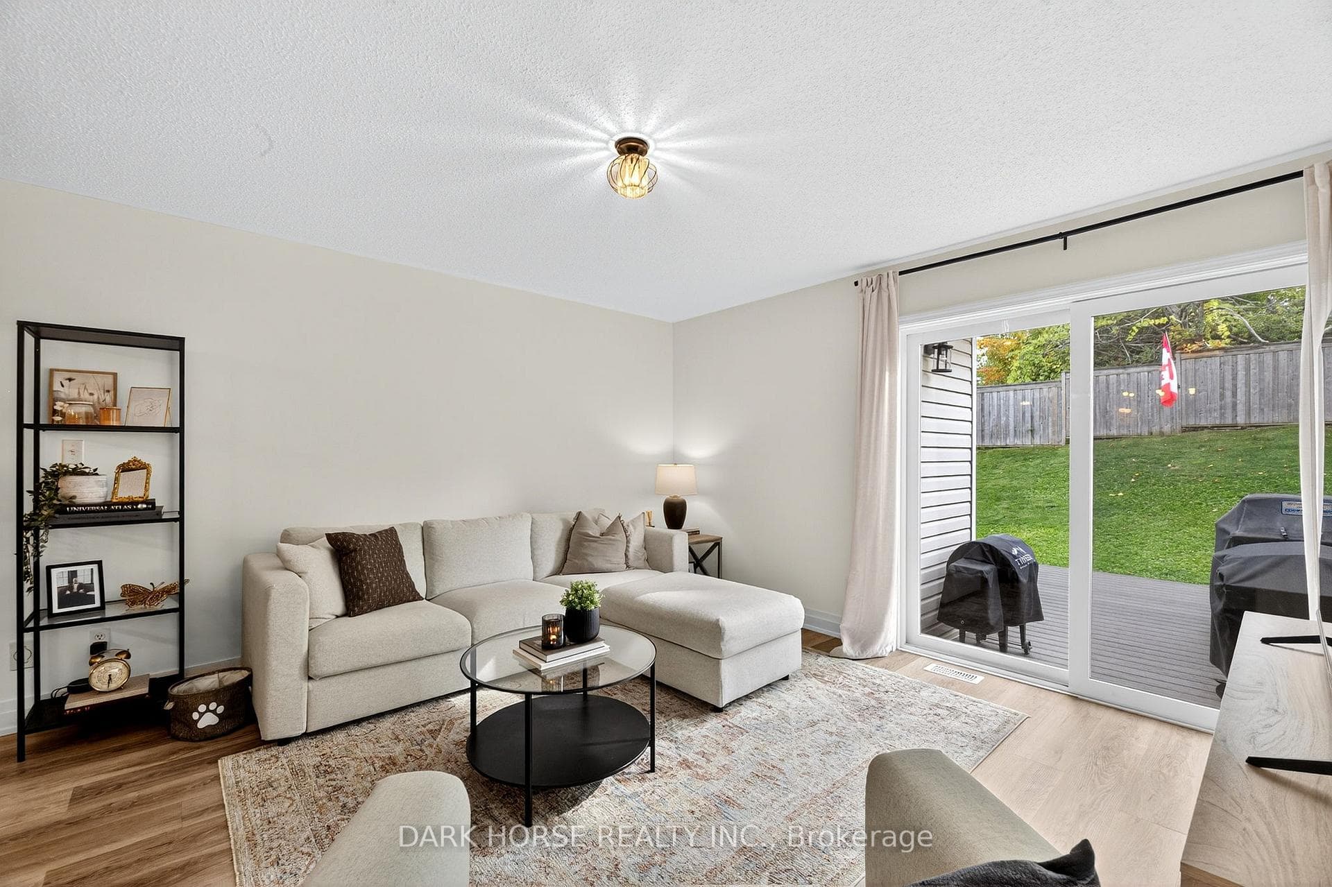 1401 Hancox Court photo 18