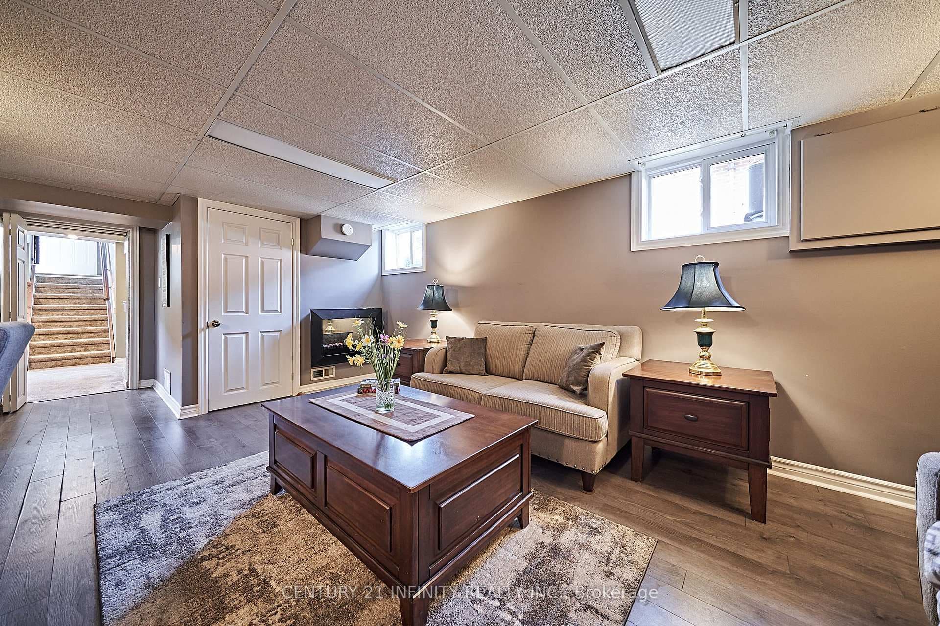 35 Ralston Drive photo 21