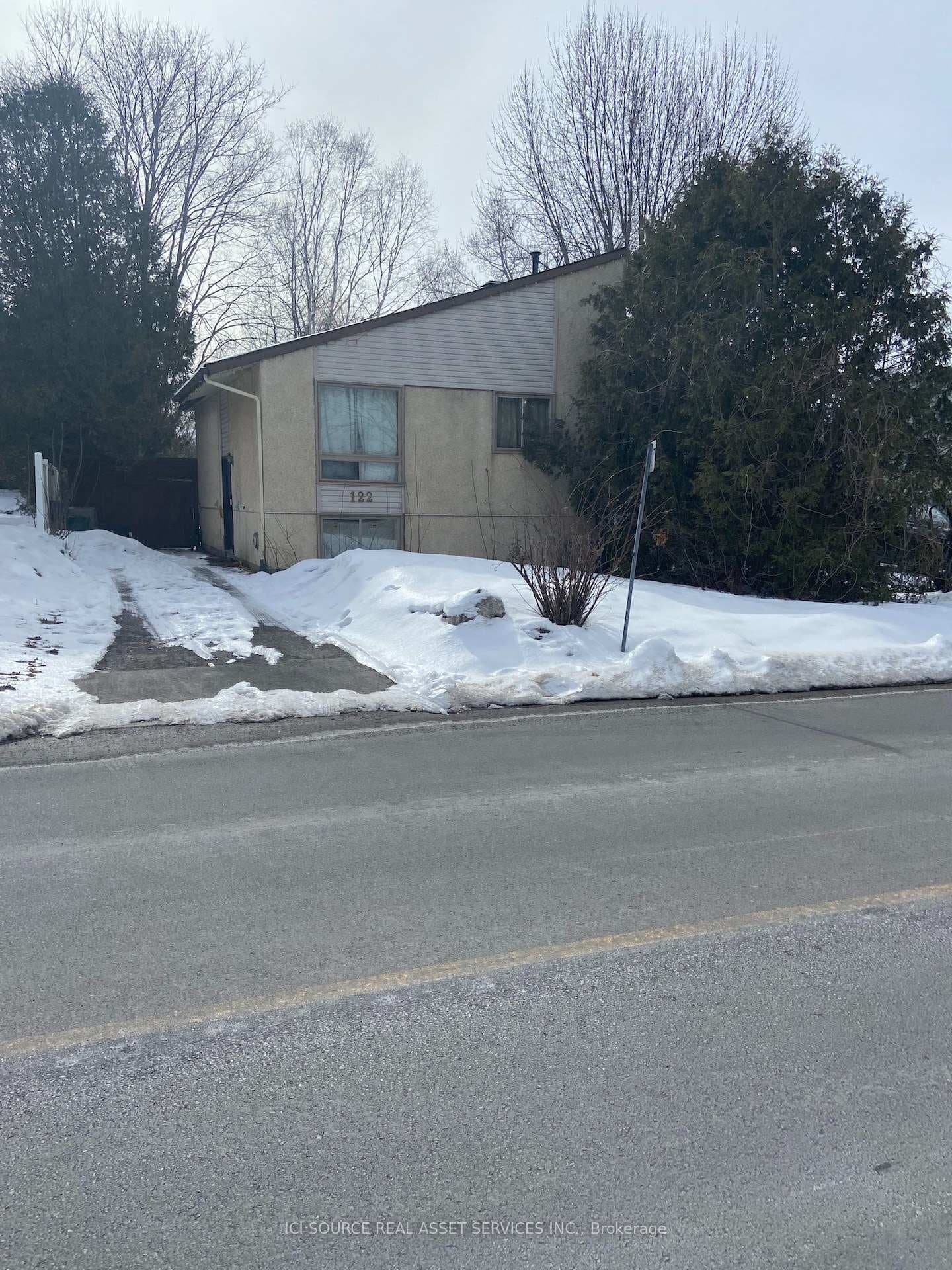 122 Rothesay Drive photo 1