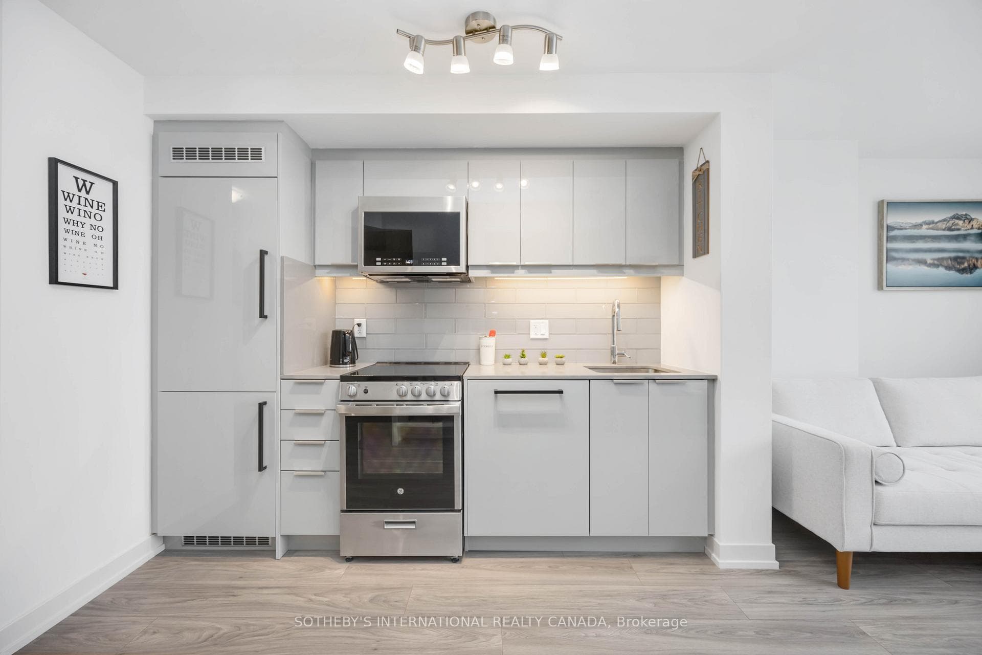 90 Glen Everest Road Unit 709 photo 5