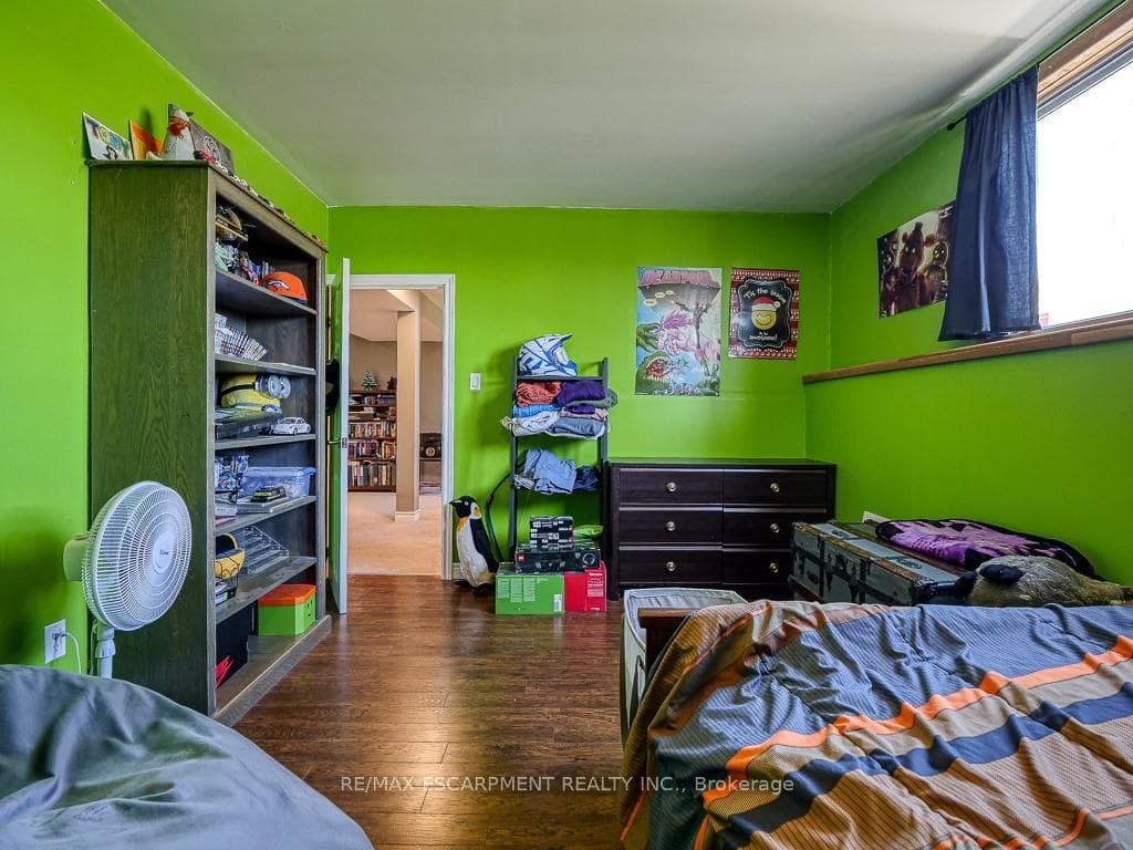4 Rosemarie Boulevard photo 25